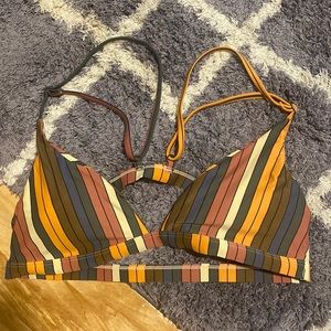 🎀 Stripped Bikini Top